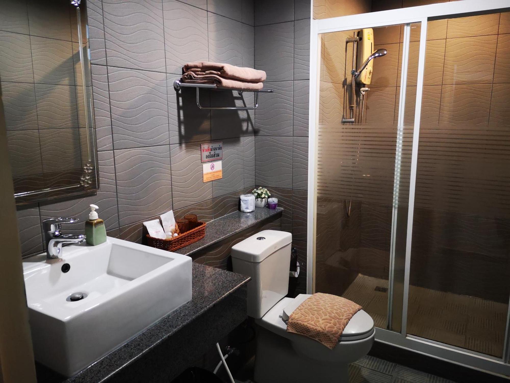 Baanchomchan Hua Hin Exterior photo